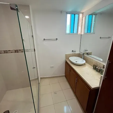 Apartamento Apartamento Tc6 De 3 Alcobas Cerca Al Mar Con Aire Acondicionado Y Wifi Cartagena
